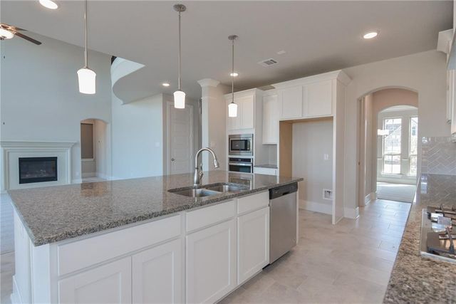 108 Potts ST, Georgetown, TX 78628