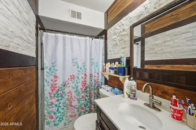 2970 N 53RD Drive, Phoenix, AZ 85031