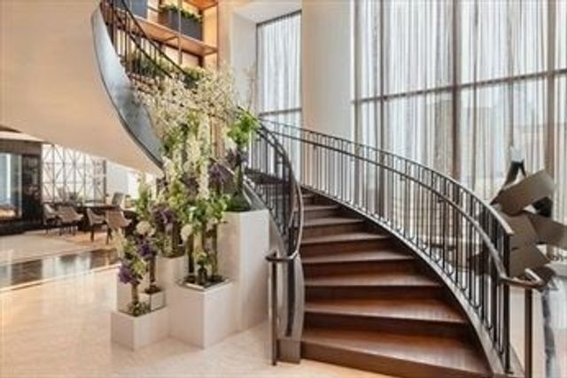 430 Stuart St 1518, Boston, MA 02116