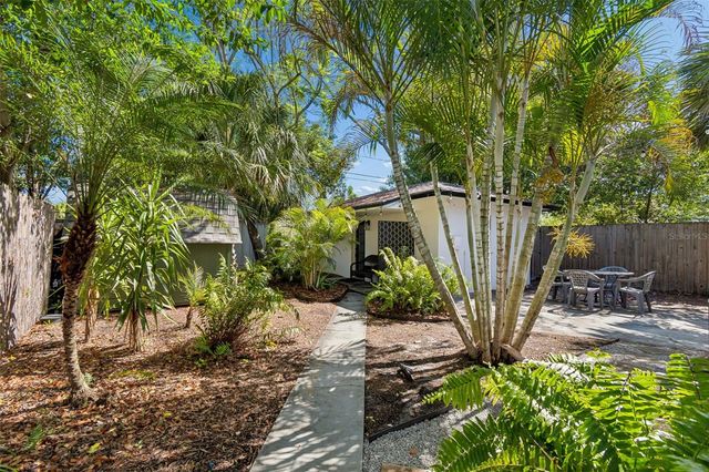 3737 BURLINGTON AVENUE N, St Petersburg, FL 33713