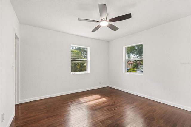 3737 BURLINGTON AVENUE N, St Petersburg, FL 33713