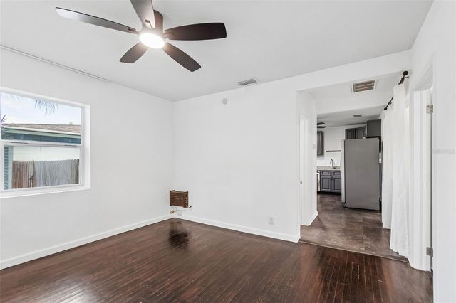 3737 BURLINGTON AVENUE N, St Petersburg, FL 33713