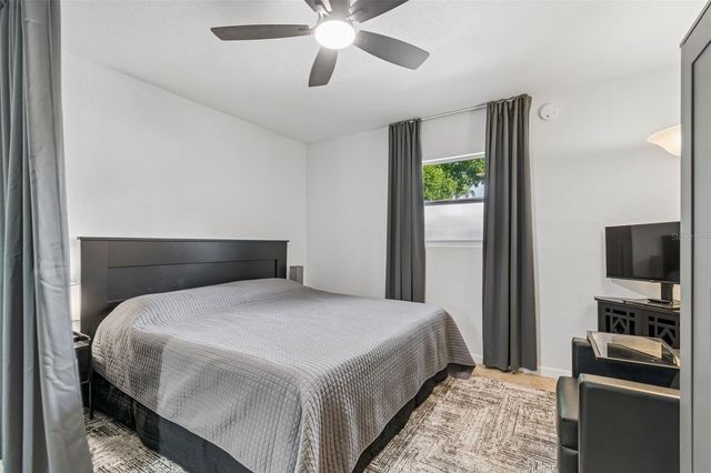3737 BURLINGTON AVENUE N, St Petersburg, FL 33713