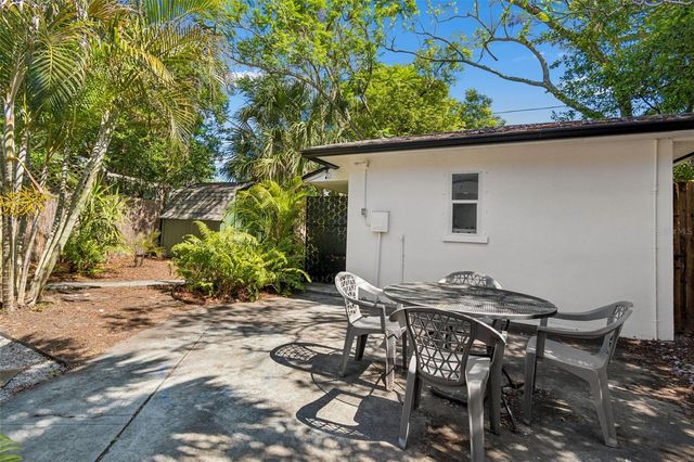 3737 BURLINGTON AVENUE N, St Petersburg, FL 33713