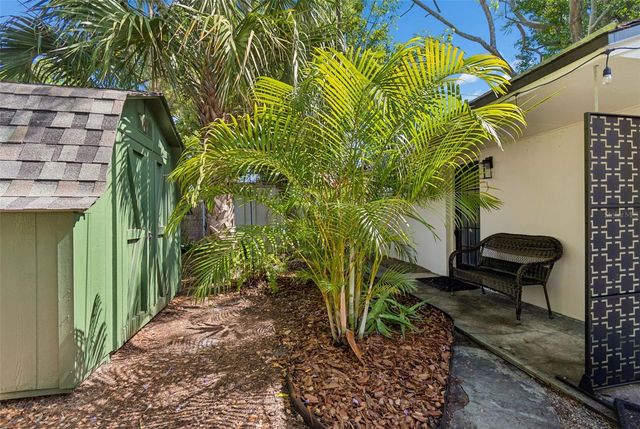 3737 BURLINGTON AVENUE N, St Petersburg, FL 33713
