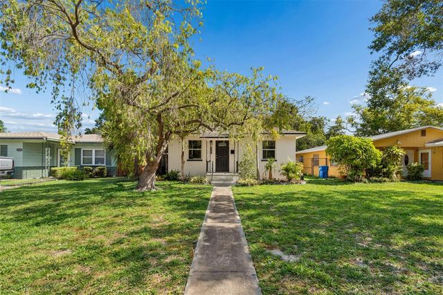 3737 BURLINGTON AVENUE N, St Petersburg, FL 33713