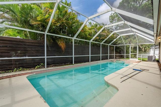 17307 LOCKWOOD RIDGE DRIVE, Tampa, FL 33647