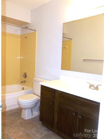2141 Selwyn Avenue 103, Charlotte, NC 28207