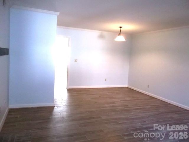 2141 Selwyn Avenue 103, Charlotte, NC 28207