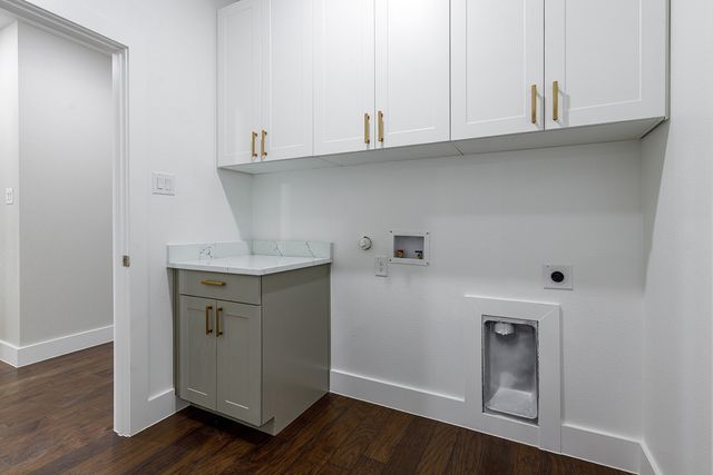 2809 Gooch Street, Dallas, TX 75241