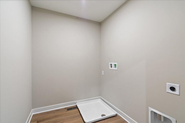 274 Meridian Way, 8-602, Fort Mitchell, KY 41017