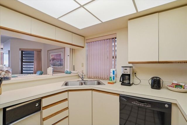 5611 GULF OF MEXICO DRIVE 3, Longboat Key, FL 34228