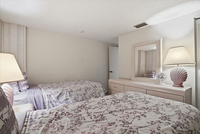 5611 GULF OF MEXICO DRIVE 3, Longboat Key, FL 34228