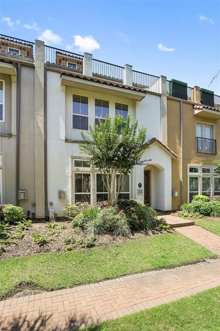 24 Tassia Lane, Houston, TX 77058