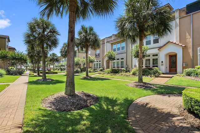 24 Tassia Lane, Houston, TX 77058