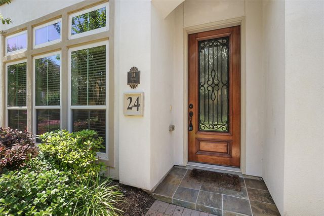 24 Tassia Lane, Houston, TX 77058