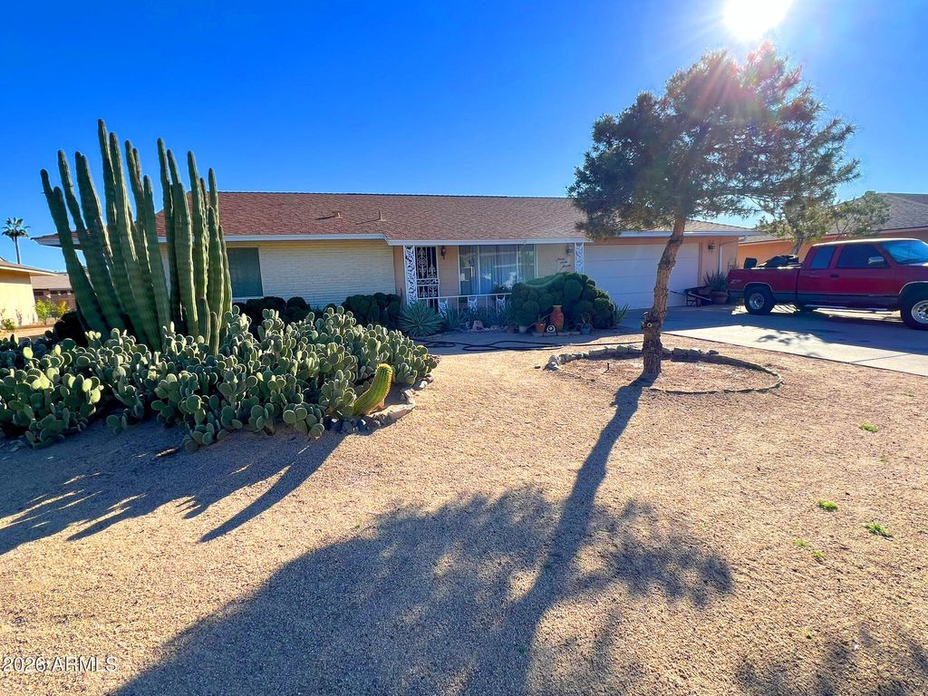 9711 W HAWTHORN Court, Sun City, AZ 85351