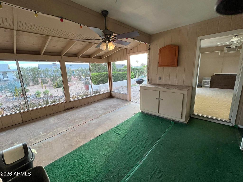 Image 31 of property listing at 9711 W HAWTHORN Court, Sun City, AZ 85351