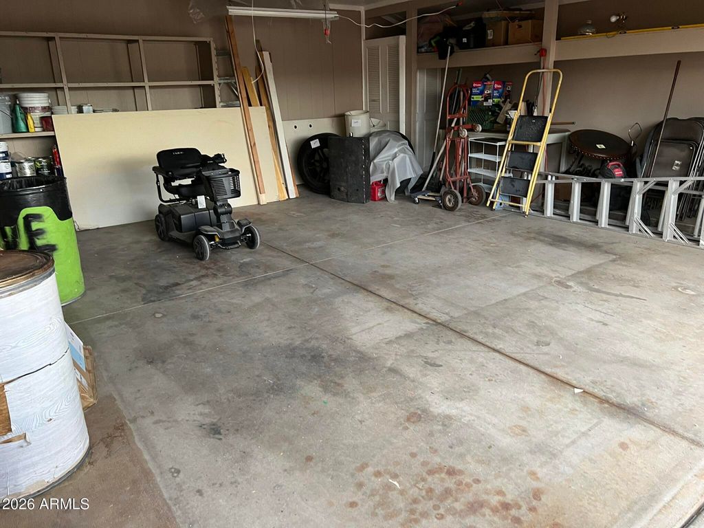 Image 33 of property listing at 9711 W HAWTHORN Court, Sun City, AZ 85351