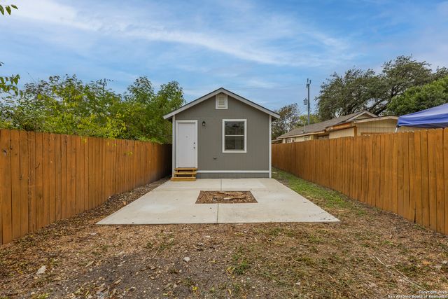125 Forrest Ave, San Antonio, TX 78204
