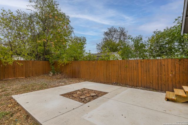 125 Forrest Ave, San Antonio, TX 78204