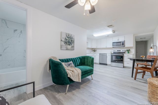 125 Forrest Ave, San Antonio, TX 78204