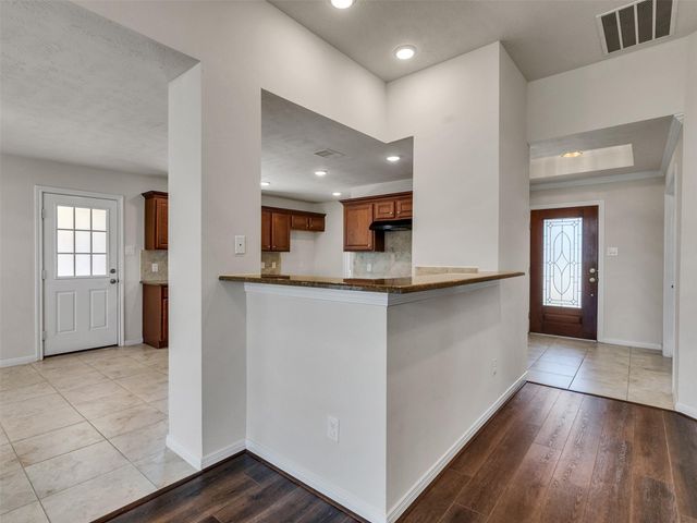 6807 Davy Crockett Drive, Manvel, TX 77578