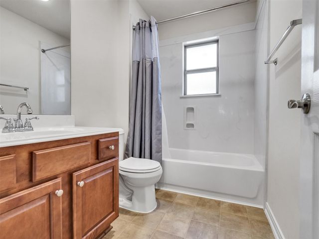 6807 Davy Crockett Drive, Manvel, TX 77578