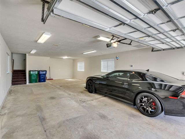 6807 Davy Crockett Drive, Manvel, TX 77578