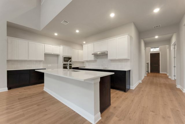 304 Alicia Court, Mansfield, TX 76063