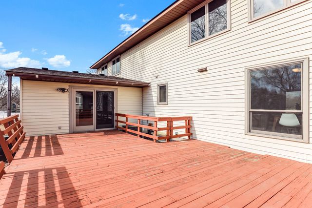 7230 Imperial Avenue Court S, Cottage Grove, MN 55016