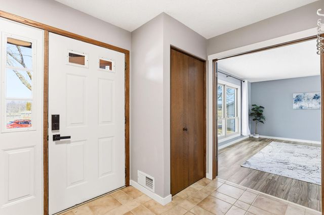 7230 Imperial Avenue Court S, Cottage Grove, MN 55016