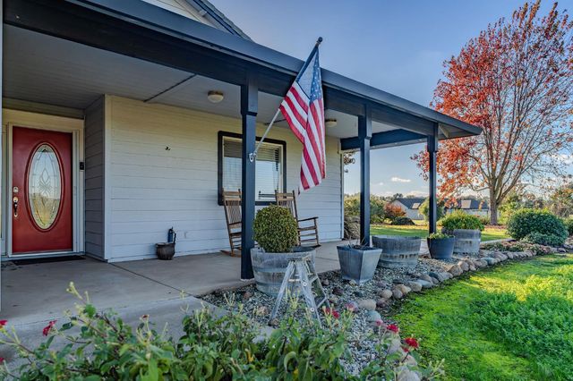 17 Sara-Lex Ct, Valley Springs, CA 95252