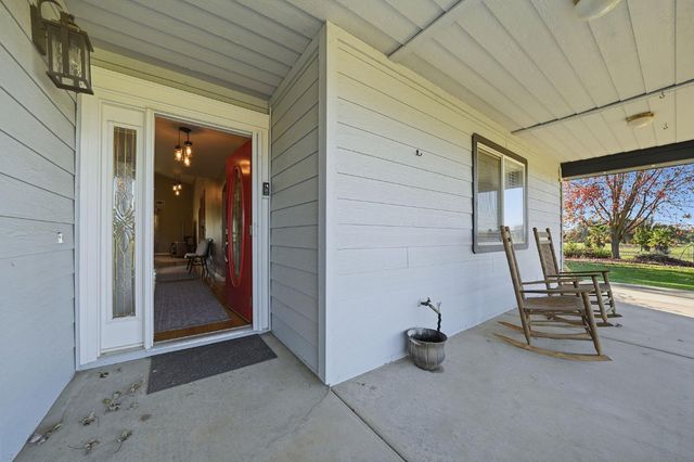 17 Sara-Lex Ct, Valley Springs, CA 95252