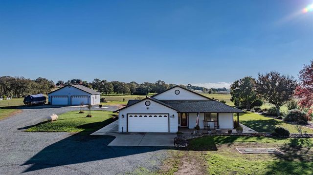 17 Sara-Lex Ct, Valley Springs, CA 95252