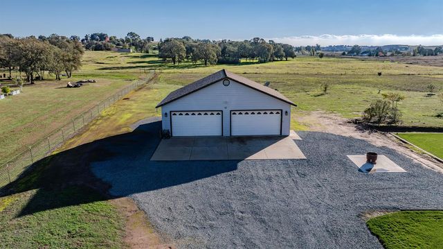 17 Sara-Lex Ct, Valley Springs, CA 95252