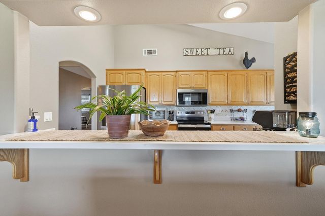 17 Sara-Lex Ct, Valley Springs, CA 95252