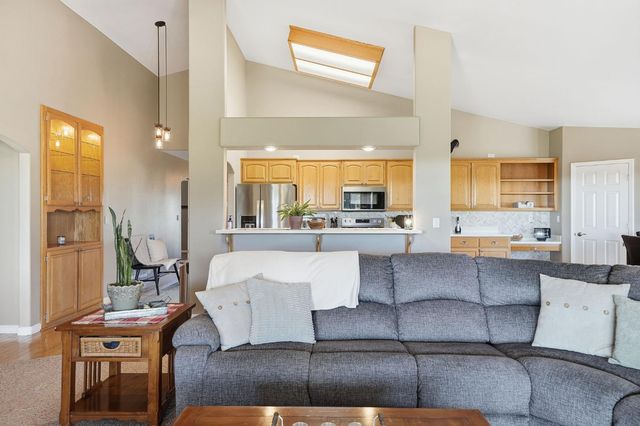 17 Sara-Lex Ct, Valley Springs, CA 95252