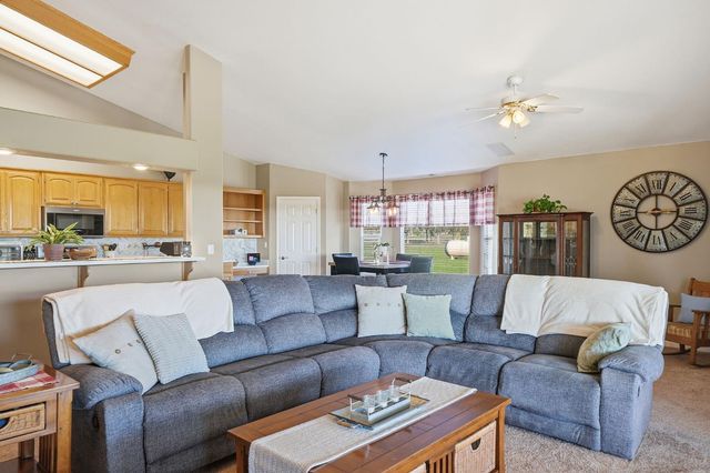 17 Sara-Lex Ct, Valley Springs, CA 95252