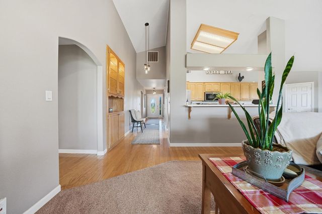 17 Sara-Lex Ct, Valley Springs, CA 95252