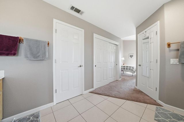 17 Sara-Lex Ct, Valley Springs, CA 95252