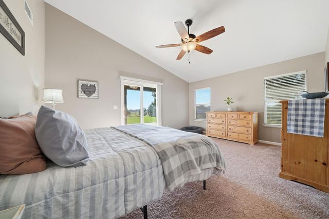 17 Sara-Lex Ct, Valley Springs, CA 95252