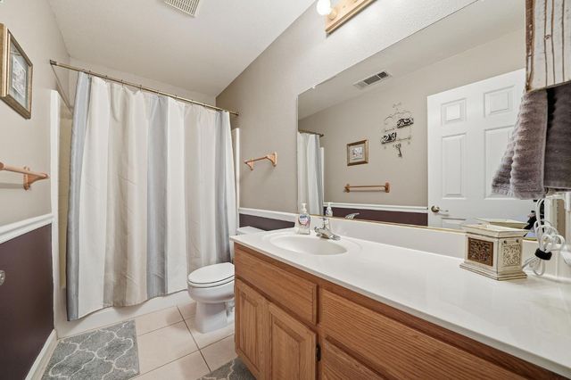 17 Sara-Lex Ct, Valley Springs, CA 95252