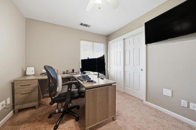 17 Sara-Lex Ct, Valley Springs, CA 95252