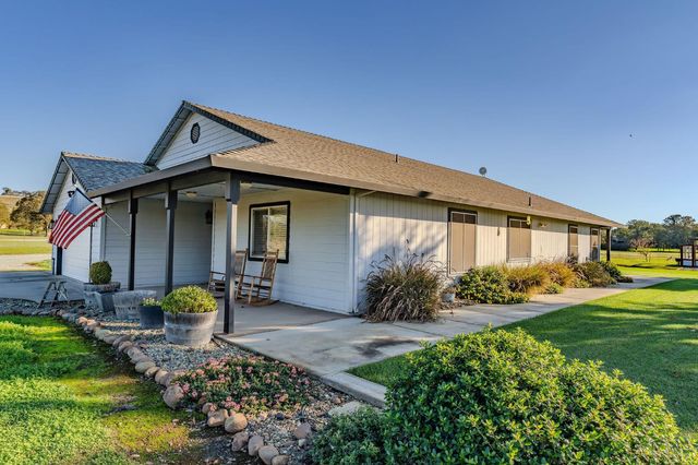 17 Sara-Lex Ct, Valley Springs, CA 95252