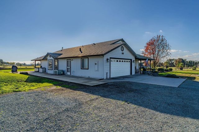 17 Sara-Lex Ct, Valley Springs, CA 95252