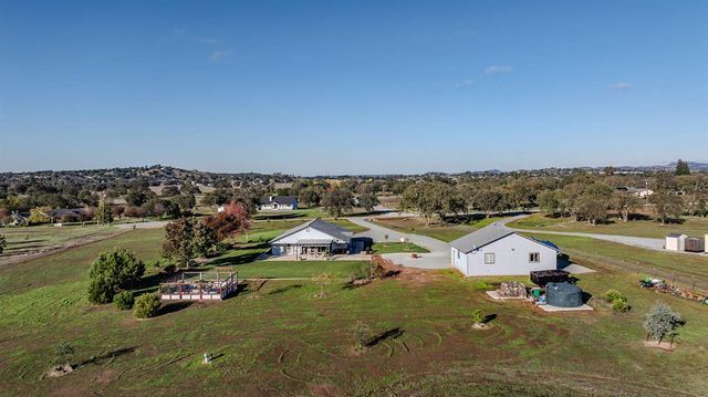17 Sara-Lex Ct, Valley Springs, CA 95252