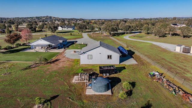 17 Sara-Lex Ct, Valley Springs, CA 95252