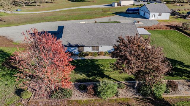 17 Sara-Lex Ct, Valley Springs, CA 95252