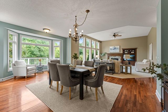 21761 Pine Tree Circle, Lakeville, MN 55044
